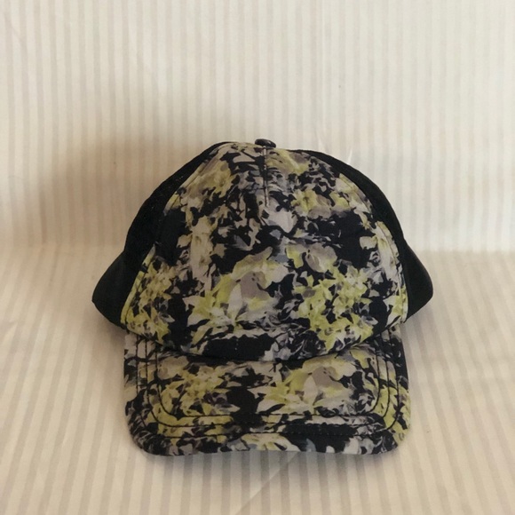 lululemon athletica Accessories - Lululemon Hat